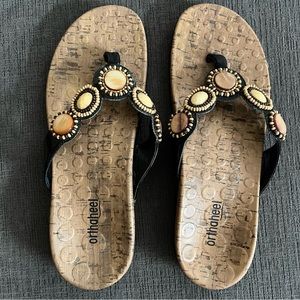 Womens ORTHAHEEL Embellished Thong Sandals Size 9 Black with Brown & Tan Beads